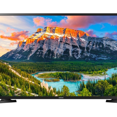 Televizor VESTA { 32 } SMART..