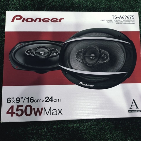AUTO KALONKA PIONEER { 6967 }