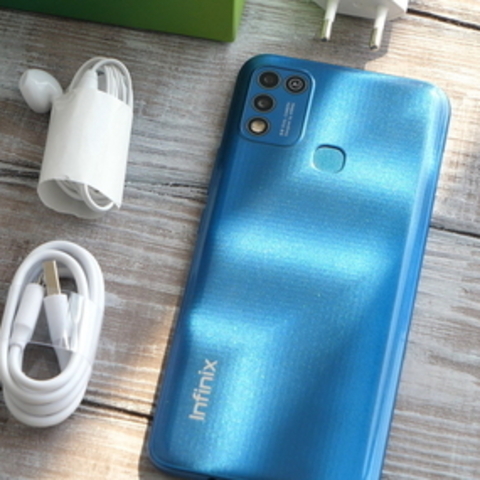 Smartfon  Techno POP 7    2 \ 64