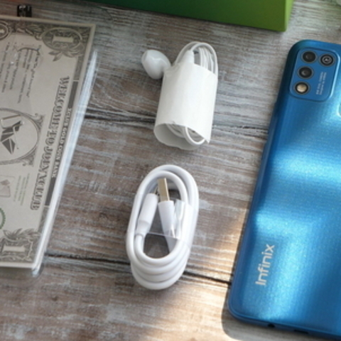 Smartfon Note 30   16  \  256 Gb