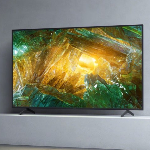 Televizor MOONIX { 32 } Smart.	