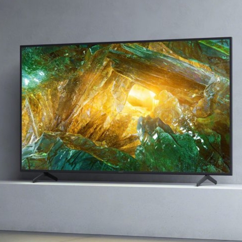 Televizor MOONIX { 32 } Smart	..